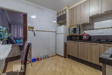 Casa à venda com 77m², 3 quartos e 2 vagas Casa à venda com 77m², 3 quartos e 2 vagasCozinha