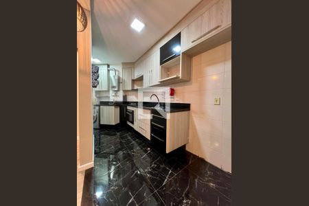 Cozinha de apartamento para alugar com 2 quartos, 65m² em Vila Prudente, São Paulo