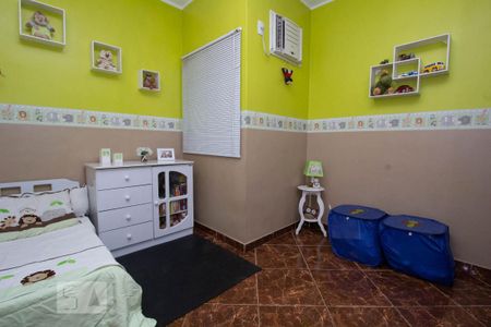 Casa para alugar com 156m², 3 quartos e 2 vagasQuarto 2