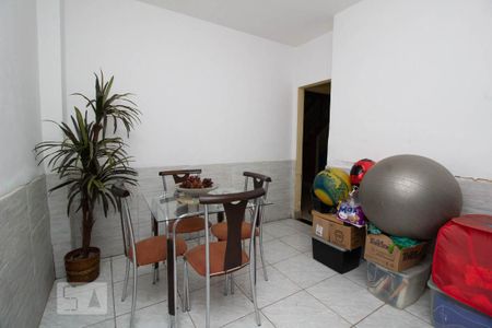 Casa para alugar com 156m², 3 quartos e 2 vagasQuarto 3