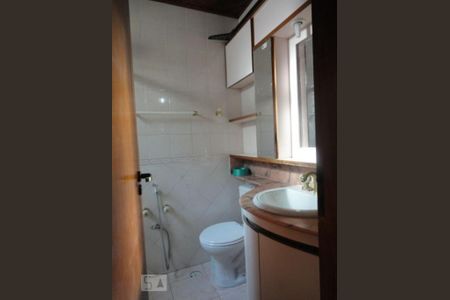 Casa à venda com 470m², 4 quartos e 4 vagasBanheiro