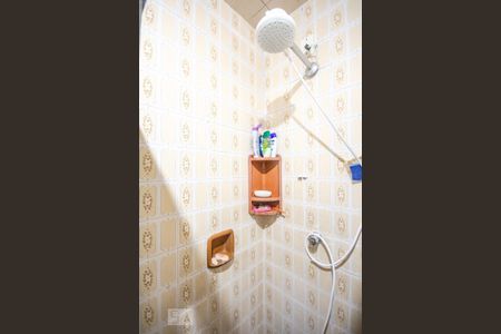 Casa à venda com 110m², 4 quartos e 1 vagaBanheiro