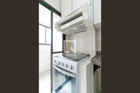 Apartamento para alugar com 76m², 2 quartos e 1 vagaCozinha - Fogão