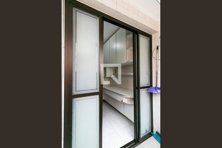 Apartamento para alugar com 76m², 2 quartos e 1 vagaÁrea de Serviço