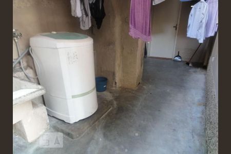 Casa à venda com 199m², 3 quartos e 2 vagasÁrea de Serviço