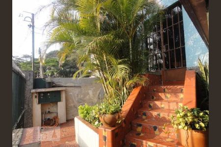 Área Externa de casa à venda com 3 quartos, 199m² em Vila Dom Pedro I, São Paulo