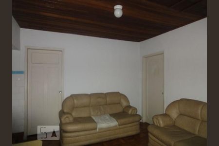 Casa à venda com 199m², 3 quartos e 2 vagasSala