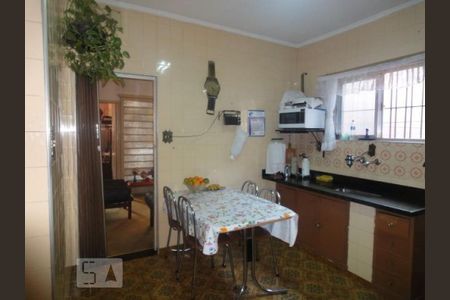 Cozinha de casa à venda com 3 quartos, 199m² em Vila Dom Pedro I, São Paulo