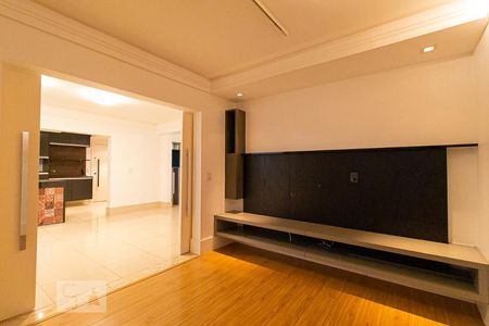 Sala de TV de apartamento à venda com 3 quartos, 178m² em Bela Vista, São Paulo