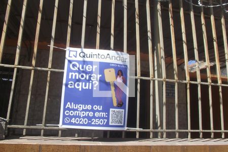 Casa para alugar com 85m², 2 quartos e 2 vagasFachada