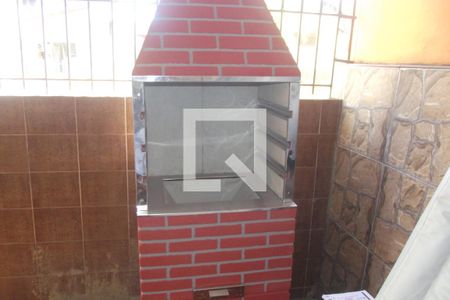 Casa para alugar com 85m², 2 quartos e 2 vagasChurrasqueira