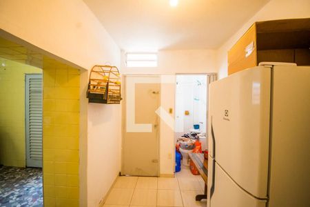 Casa à venda com 250m², 4 quartos e 4 vagasQuarto de Serviço