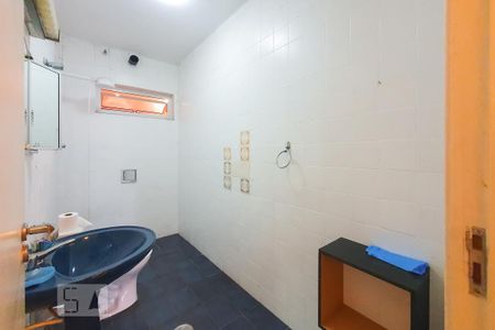 Banheiro Inferior de casa à venda com 4 quartos, 140m² em Vila Mariana, São Paulo