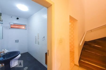 Banheiro Inferior de casa à venda com 5 quartos, 96m² em Vila Mariana, São Paulo