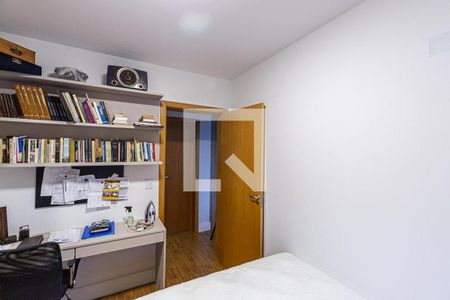 Quarto 1 de apartamento à venda com 2 quartos, 62m² em Camaquã, Porto Alegre