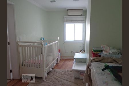 Apartamento à venda com 306m², 3 quartos e 6 vagasQuarto