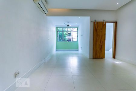 Sala de apartamento para alugar com 3 quartos, 101m² em Tijuca, Rio de Janeiro