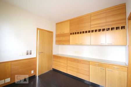 Quarto de apartamento à venda com 5 quartos, 500m² em Perdizes, São Paulo