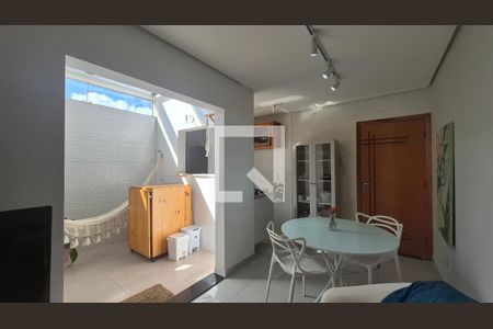 Sala de apartamento para alugar com 2 quartos, 38m² em Vila Scarpelli, Santo André