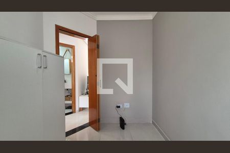 Quarto de apartamento para alugar com 2 quartos, 38m² em Vila Scarpelli, Santo André