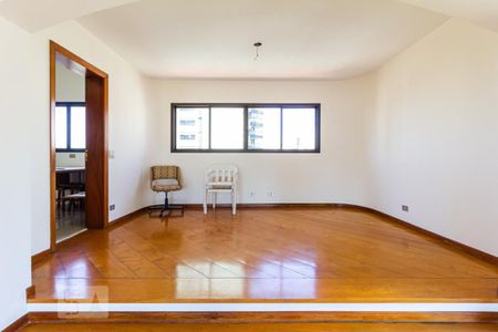 Apartamento à venda com 360m², 4 quartos e 5 vagas Apartamento à venda com 360m², 4 quartos e 5 vagasSala