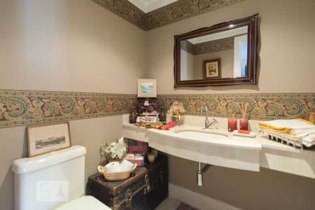 Apartamento à venda com 308m², 4 quartos e 4 vagas Apartamento à venda com 308m², 4 quartos e 4 vagasBanheiro