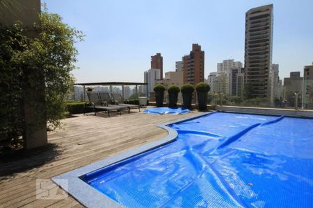 Apartamento à venda com 308m², 4 quartos e 4 vagas Apartamento à venda com 308m², 4 quartos e 4 vagasÁrea Externa