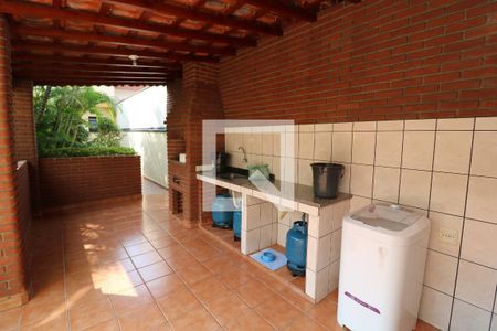 Casa à venda com 370m², 4 quartos e 10 vagasChurrasqueira