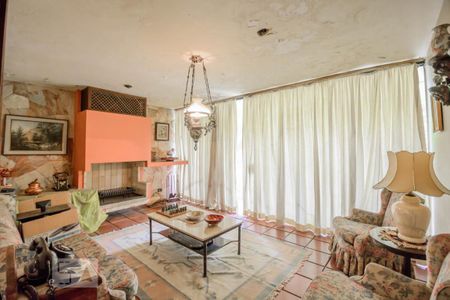 Casa à venda com 260m², 4 quartos e 6 vagasSala de descanso