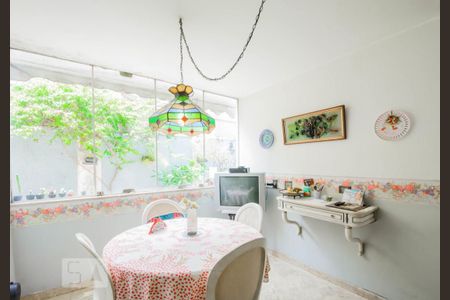 Casa à venda com 260m², 4 quartos e 6 vagasSala de Jantar