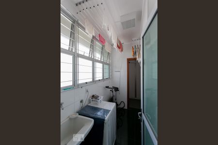 Apartamento à venda com 320m², 3 quartos e 4 vagas Apartamento à venda com 320m², 3 quartos e 4 vagasÁrea de Serviço