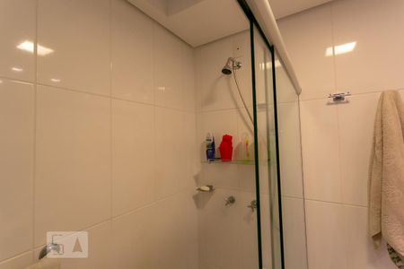 Apartamento à venda com 320m², 3 quartos e 4 vagas Apartamento à venda com 320m², 3 quartos e 4 vagasBanheiro da Suíte 2