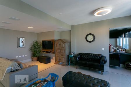 Apartamento à venda com 320m², 3 quartos e 4 vagas Apartamento à venda com 320m², 3 quartos e 4 vagasSala 2