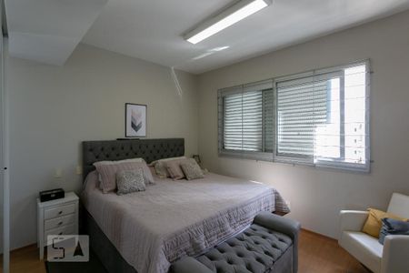 Apartamento à venda com 320m², 3 quartos e 4 vagas Apartamento à venda com 320m², 3 quartos e 4 vagasSuíte 2