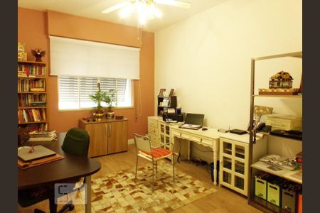 Apartamento à venda com 330m², 3 quartos e 3 vagasQuarto