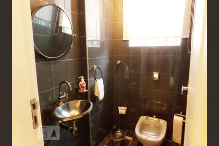 Apartamento à venda com 330m², 3 quartos e 3 vagasBanheiro