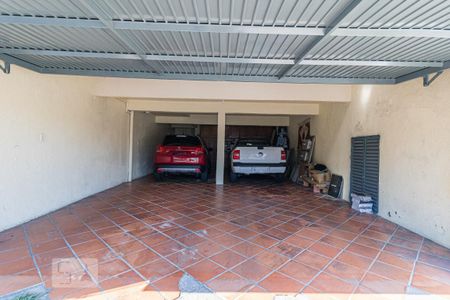 Casa à venda com 280m², 3 quartos e 4 vagasGaragem
