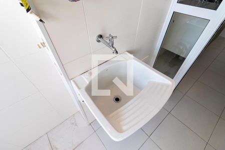 Apartamento para alugar com 70m², 2 quartos e 1 vagaÁrea de serviço