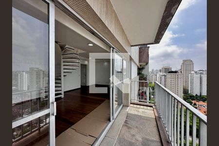 Apartamento à venda com 269m², 4 quartos e 2 vagasSacada