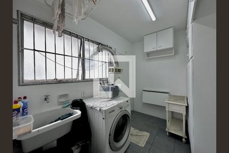 Apartamento à venda com 269m², 4 quartos e 2 vagasÁrea de Serviço