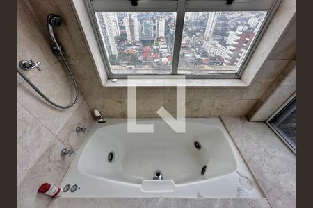 Apartamento à venda com 269m², 4 quartos e 2 vagasBanheiro Suíte 2 Cobertura