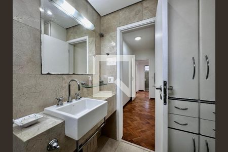 Apartamento à venda com 269m², 4 quartos e 2 vagasBanheiro Suíte 1