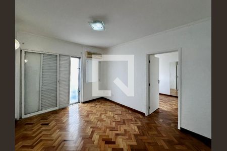 Apartamento à venda com 269m², 4 quartos e 2 vagasSuíte 1