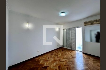 Apartamento à venda com 269m², 4 quartos e 2 vagasSuíte 1