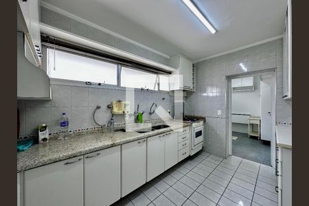 Apartamento à venda com 269m², 4 quartos e 2 vagasCozinha