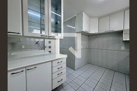 Apartamento à venda com 269m², 4 quartos e 2 vagasCozinha