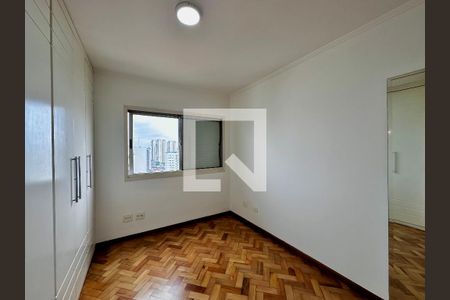 Apartamento à venda com 269m², 4 quartos e 2 vagasQuarto 3