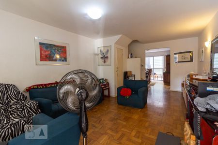 Sala de casa à venda com 4 quartos, 212m² em Butantã, São Paulo