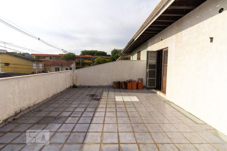 Casa à venda com 212m², 4 quartos e 3 vagas Casa à venda com 212m², 4 quartos e 3 vagasVaranda Quarto 3 - Suíte
