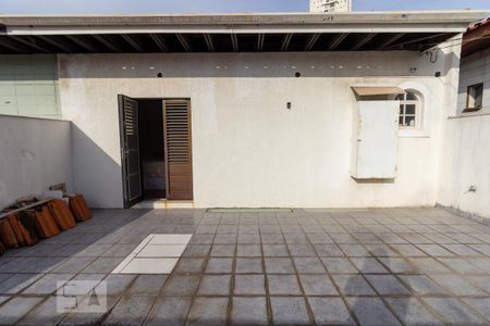 Casa à venda com 212m², 4 quartos e 3 vagas Casa à venda com 212m², 4 quartos e 3 vagasVaranda Quarto 3 - Suíte